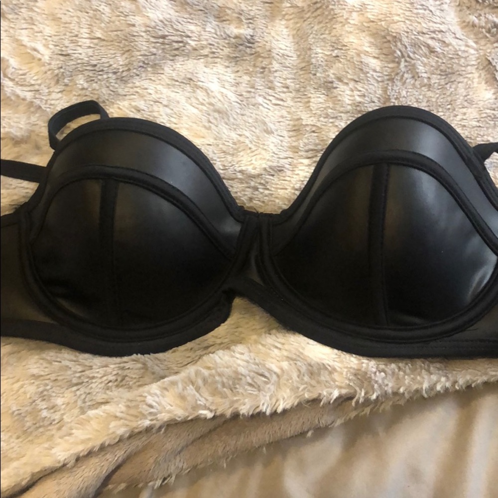 Triangl bikini
